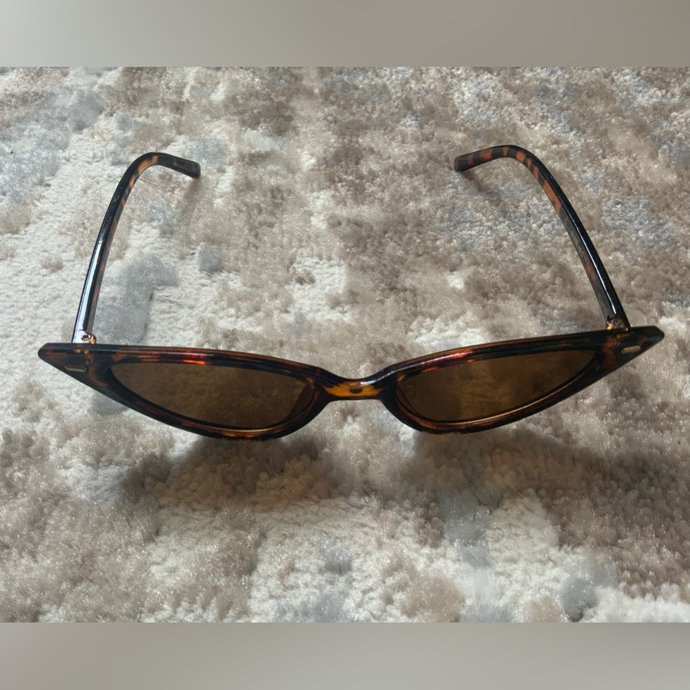 Vintage Cat Eye Sunglasses
